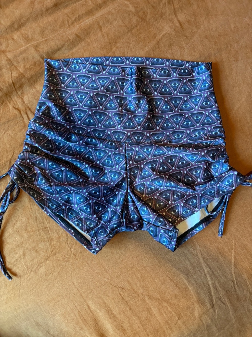 Onzie High-Waist Geometric Shorts - Blue & Black